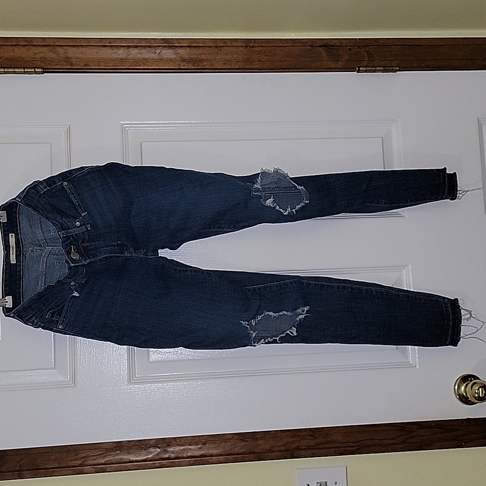 711 Levi's